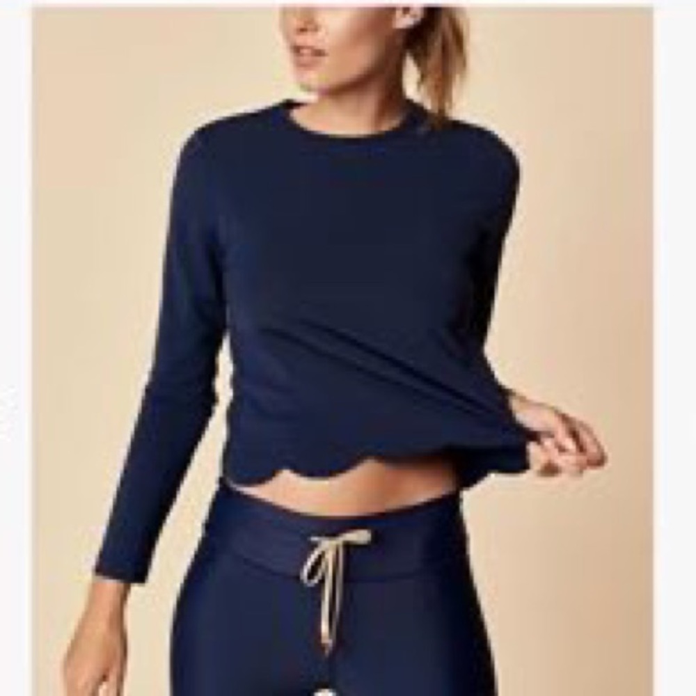 Navy Scallop top